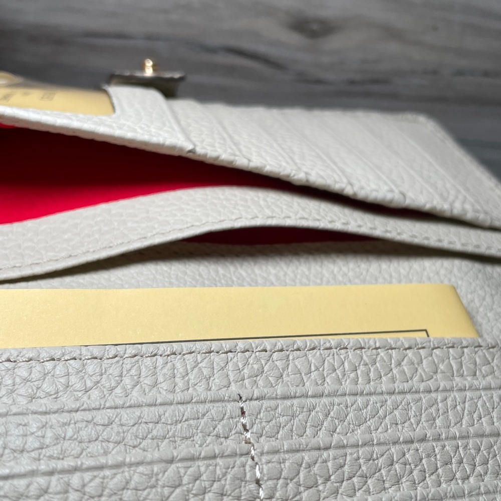 NIB- Dooney & Bourke Pebble Leather Slim Wallet, Bone - Picture 7 of 8